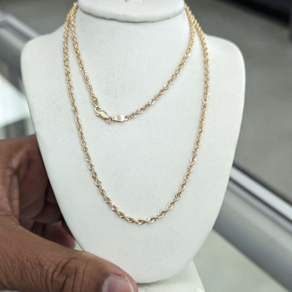 10kt Gold Rope Chain Necklace 22 inches
